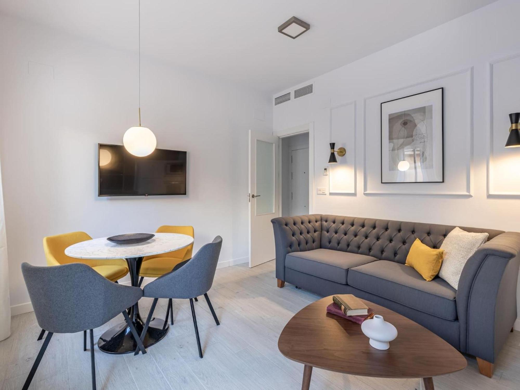 Central Stylish And Elegant 1 & 2 Bedroom Apartments I غرناطة المظهر الخارجي الصورة