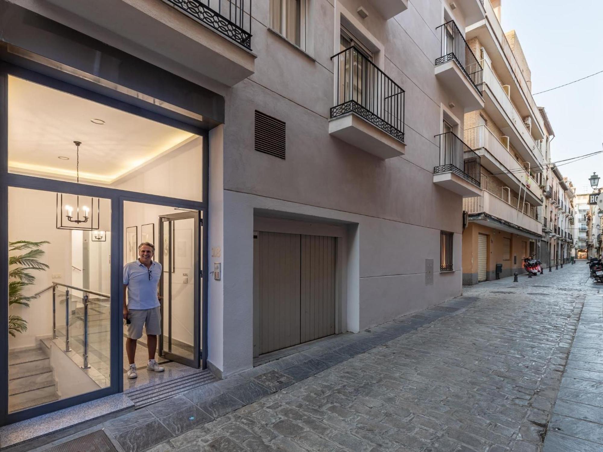Central Stylish And Elegant 1 & 2 Bedroom Apartments I غرناطة المظهر الخارجي الصورة
