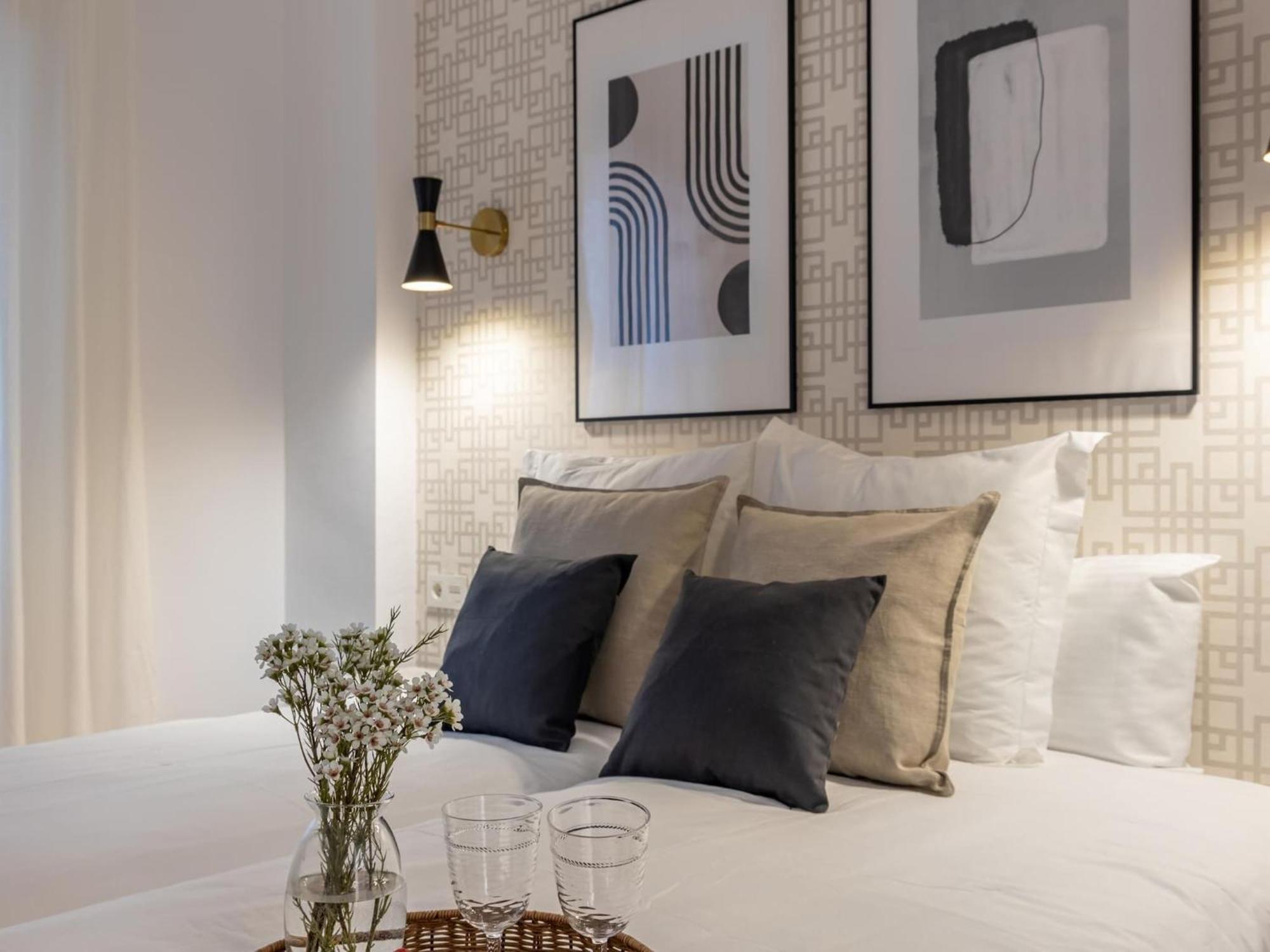 Central Stylish And Elegant 1 & 2 Bedroom Apartments I غرناطة المظهر الخارجي الصورة