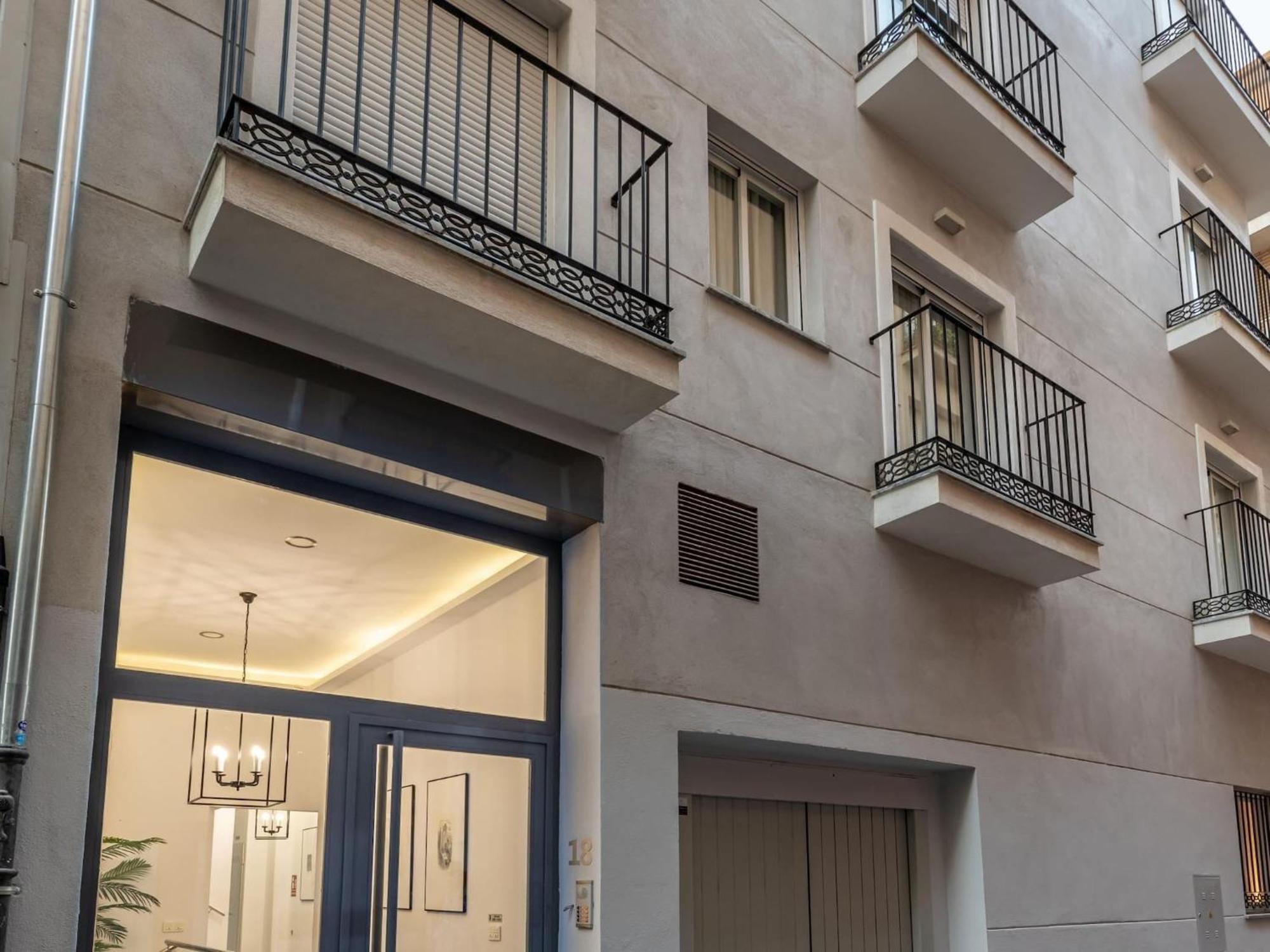 Central Stylish And Elegant 1 & 2 Bedroom Apartments I غرناطة المظهر الخارجي الصورة